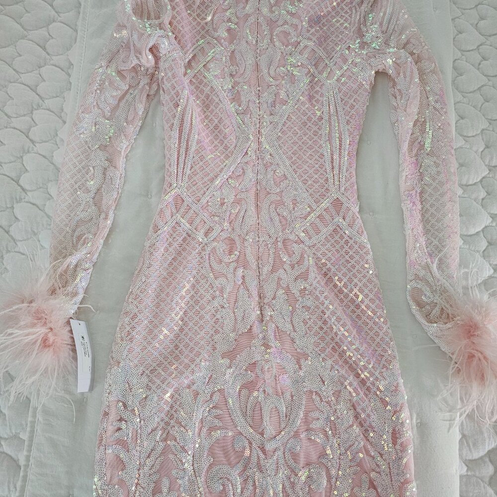Blondie nites pink iridescent feathers dress - Picture 4 of 4